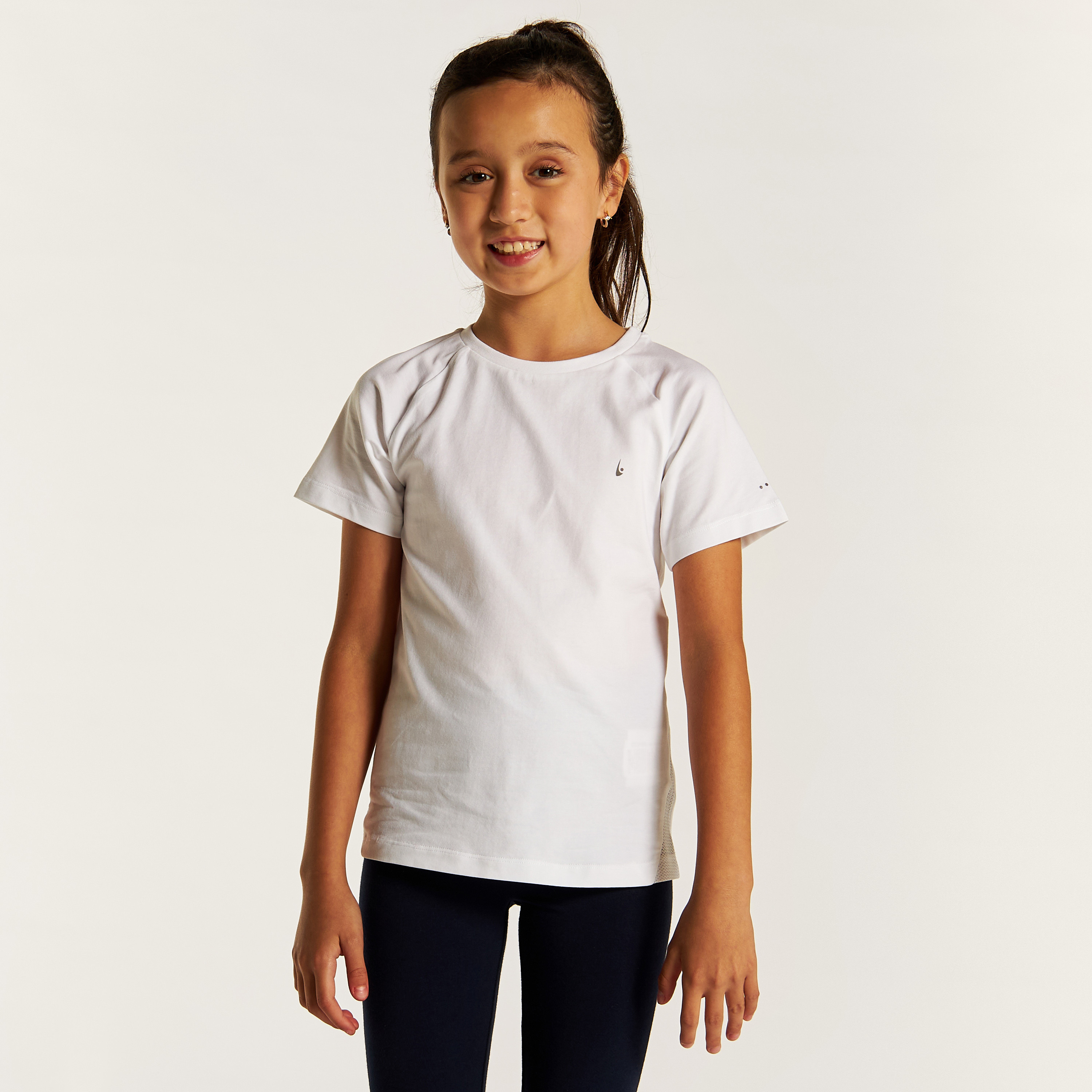 تيشيرت سادة بأكمام قصيرة وياقة ضيقة من جونيورز-girls-clothing-tshirts-image-5