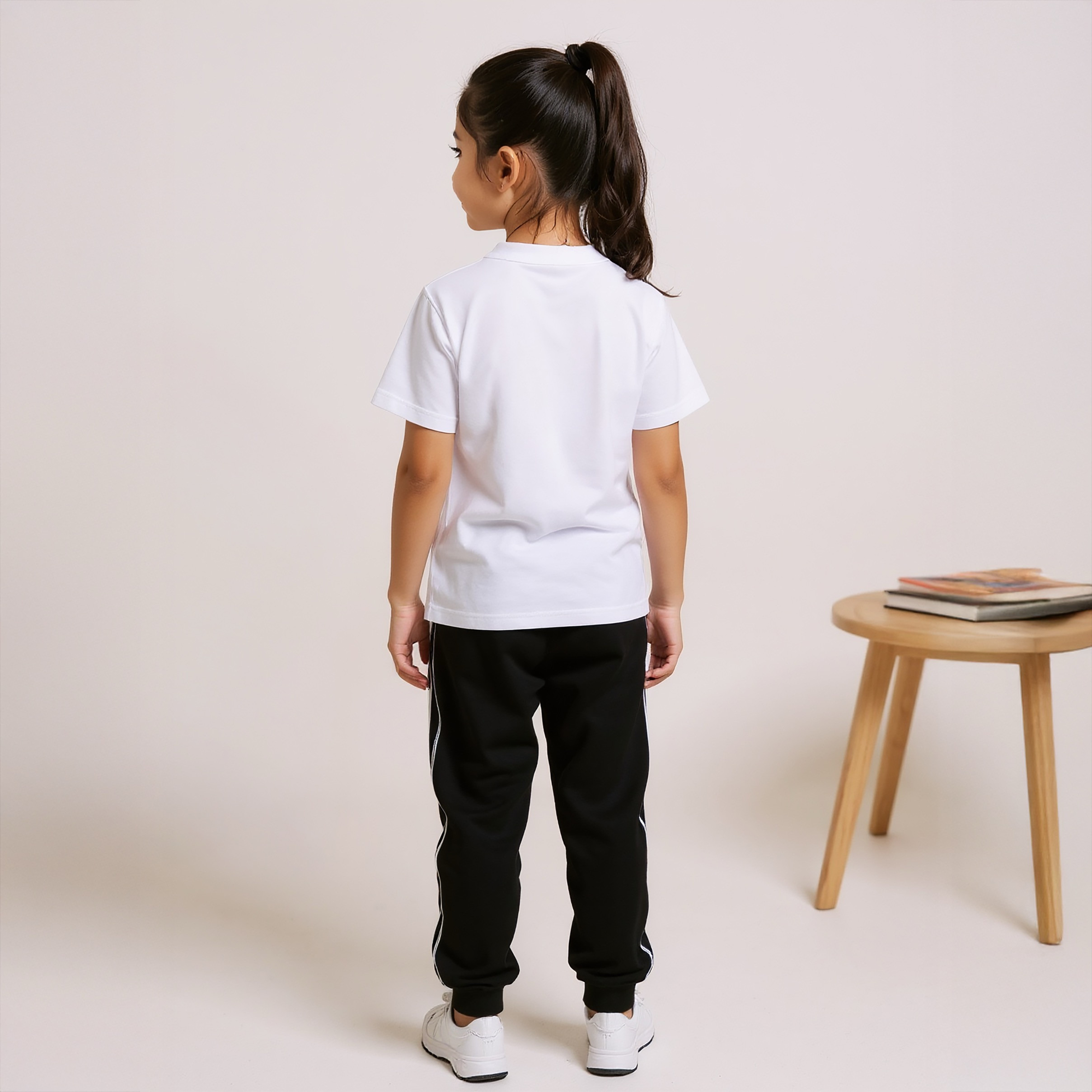 Juniors Kuwait National Day Print T-shirt with Short Sleeves-girls-clothing-schoolwear-tshirts-image-3