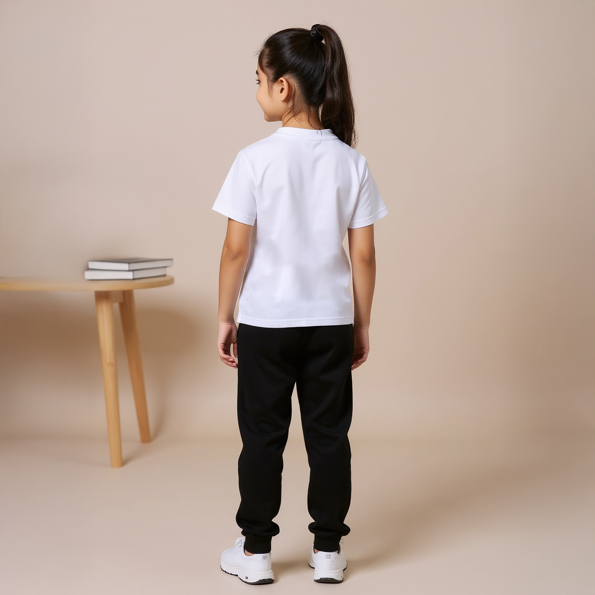 Juniors Printed T-shirt with Round Neck and Short Sleeves-girls-clothing-tshirts-image-3