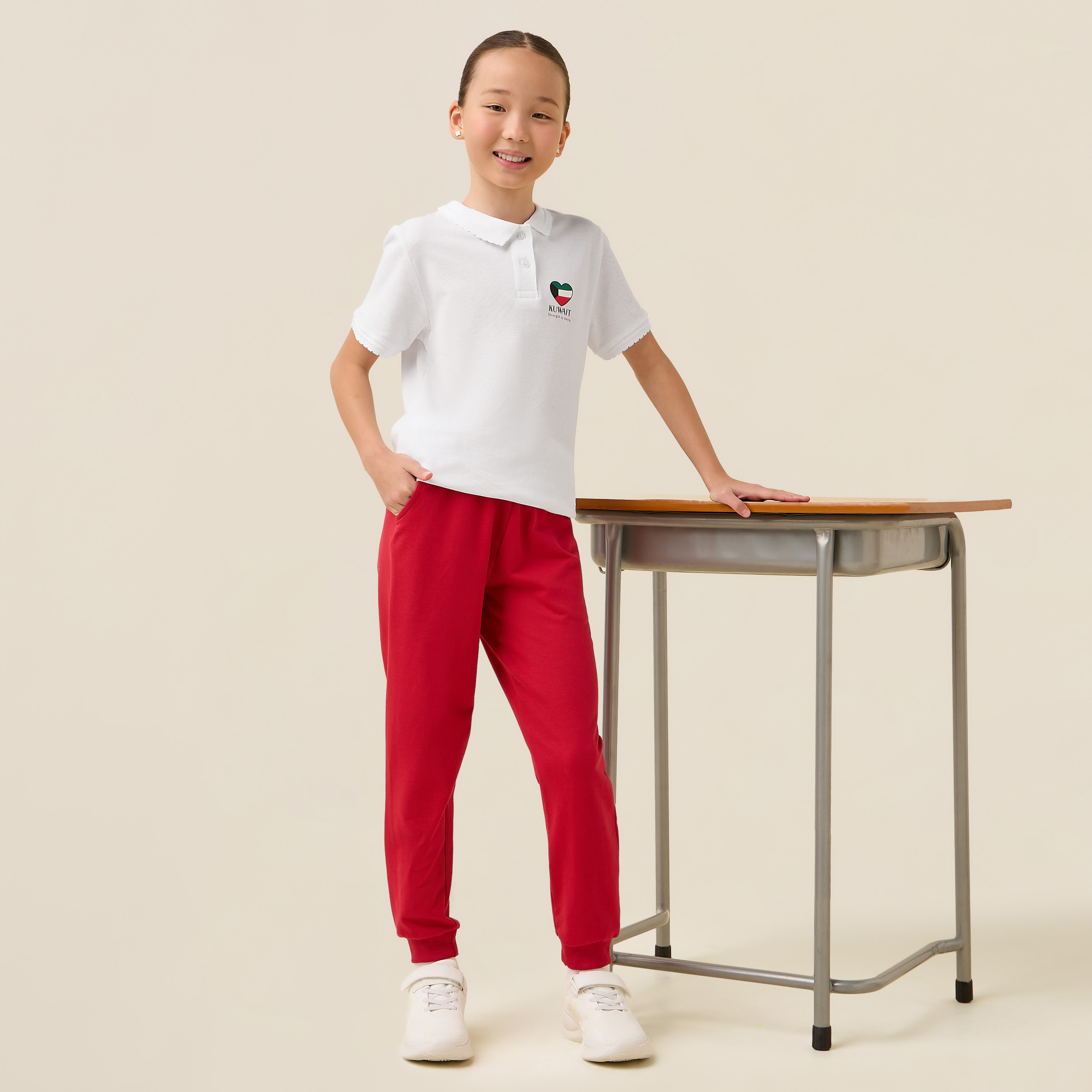 تيشيرت بطبعات وياقة عادية وأكمام قصيرة من جونيورز-girls-clothing-schoolwear-tshirts-image-2