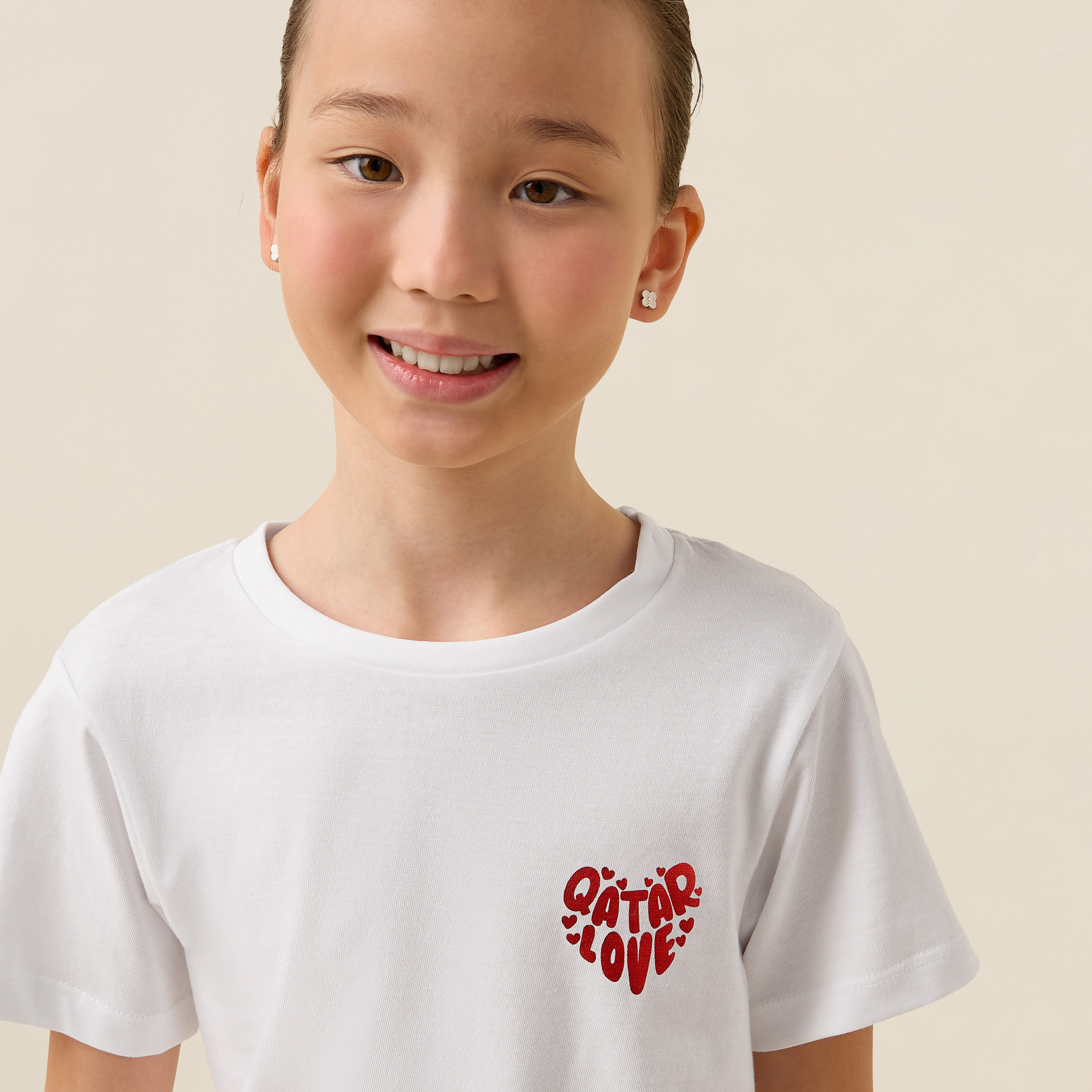 Juniors Crew Neck Short Sleeves T-shirt with Qatar Print-girls-clothing-schoolwear-tshirts-image-4