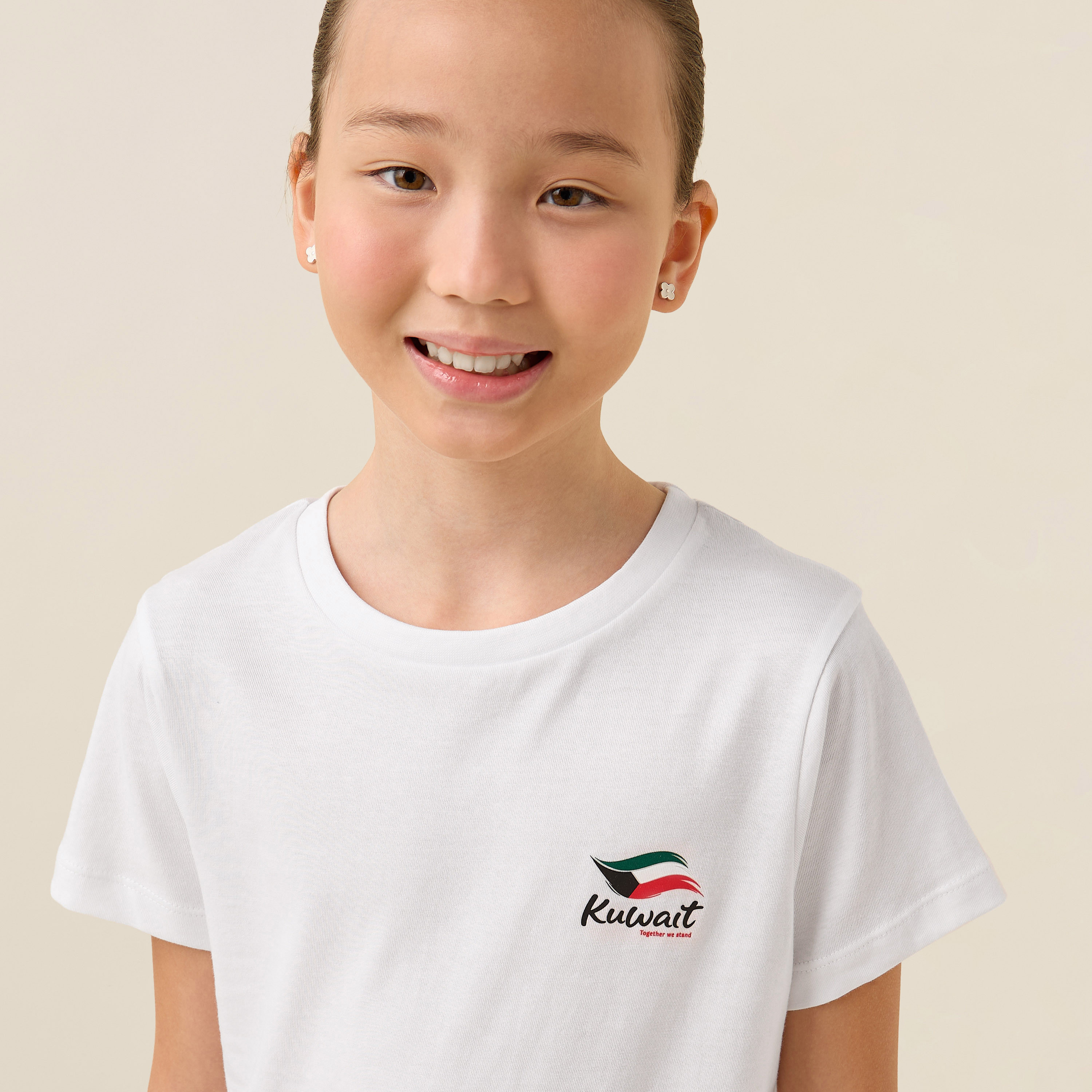 Juniors Crew Neck Short Sleeves T-shirt with Kuwait Print-girls-clothing-schoolwear-tshirts-image-4