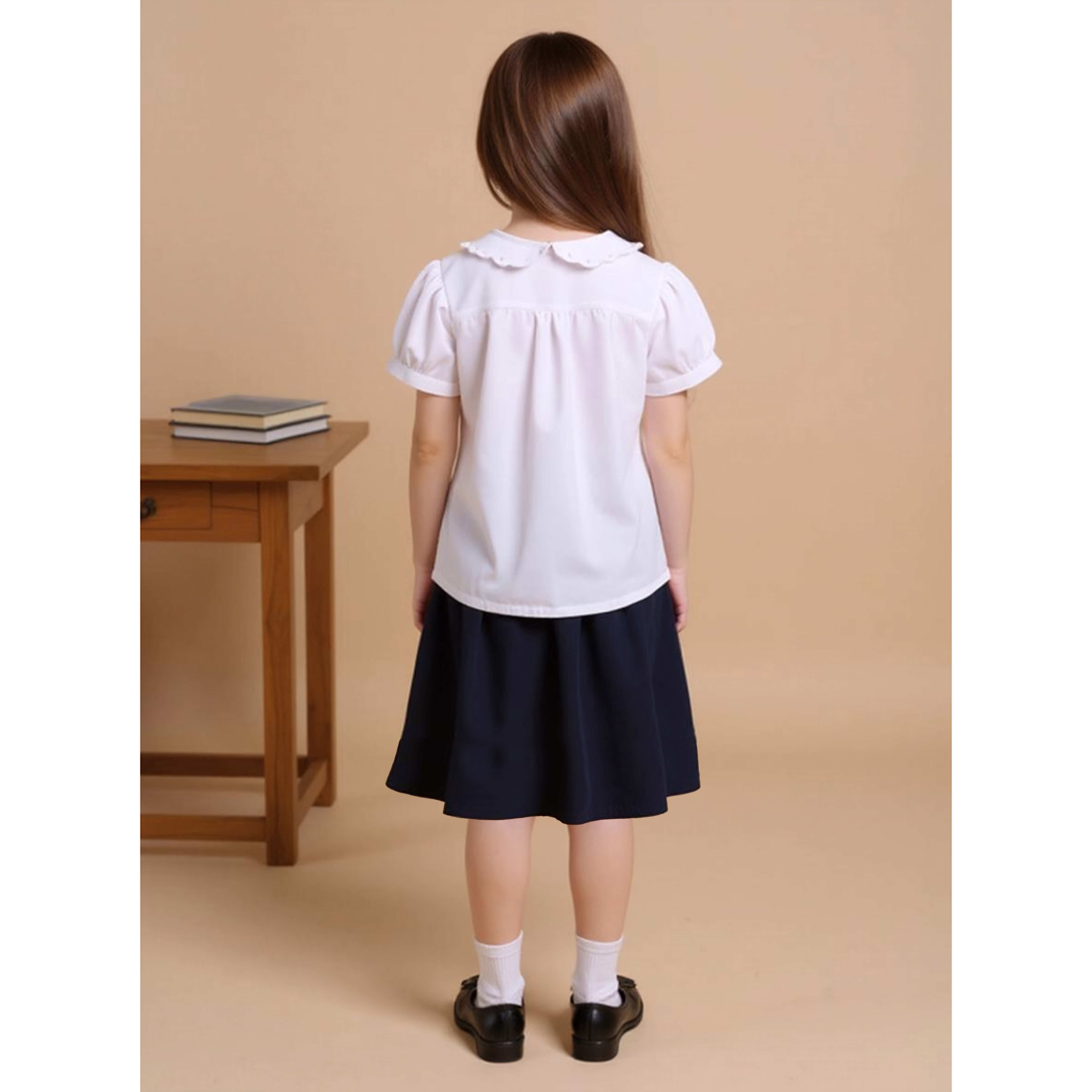 قميص سادة بياقة بيتر بان وأكمام منفوخة من جونيورز-girls-clothing-schoolwear-blousesandshirts-image-4