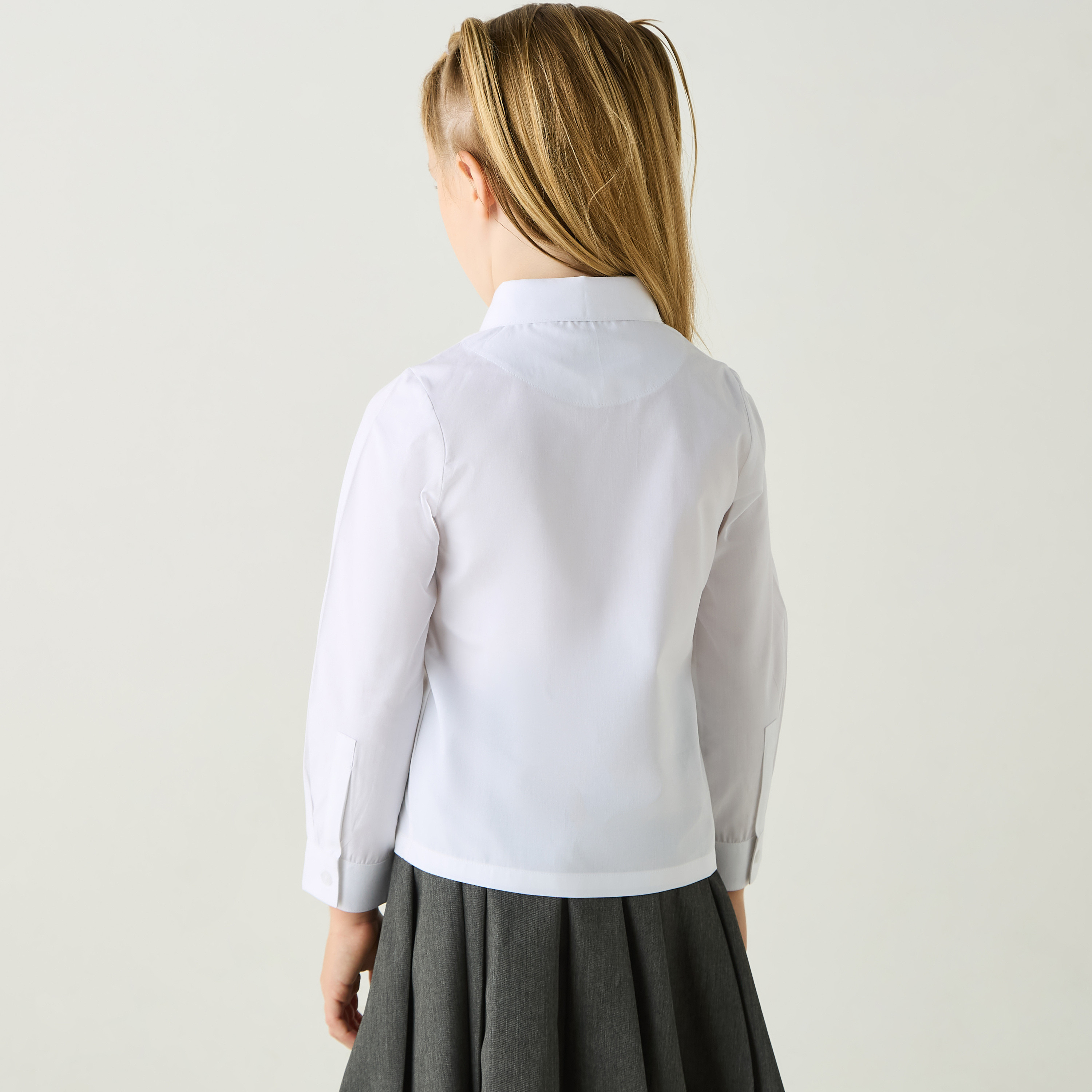 قميص سادة بأكمام طويلة وأزرار إغلاق من جونيورز-girls-clothing-schoolwear-blousesandshirts-image-2