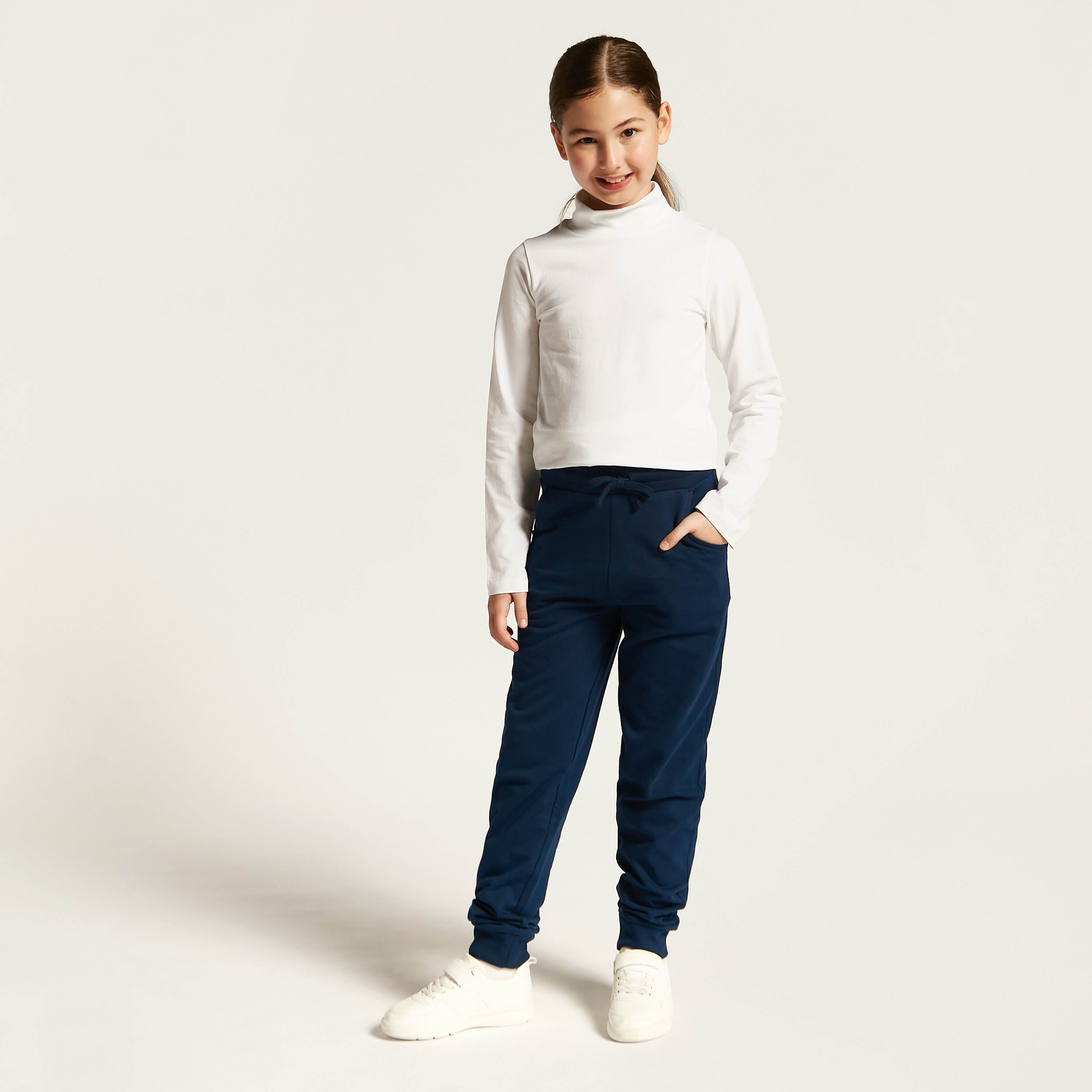 Juniors Solid Joggers with Drawstring Closure and Pockets-girls-clothing-schoolwear-bottoms-joggers-image-2