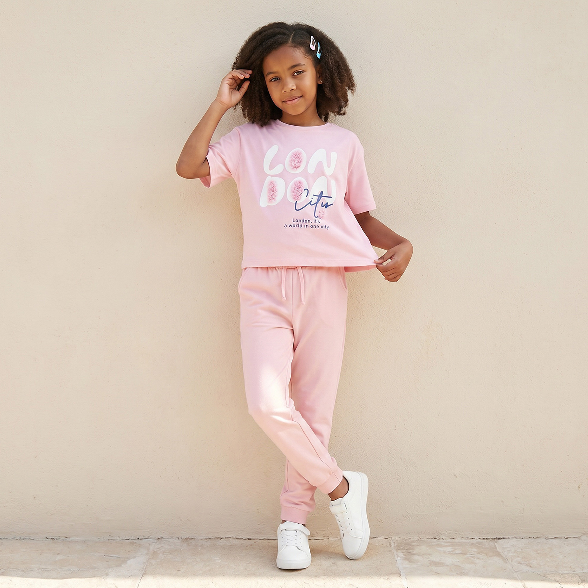 Juniors Solid Joggers with Drawstring Closure and Pockets-girls-clothing-schoolwear-bottoms-joggers-image-2