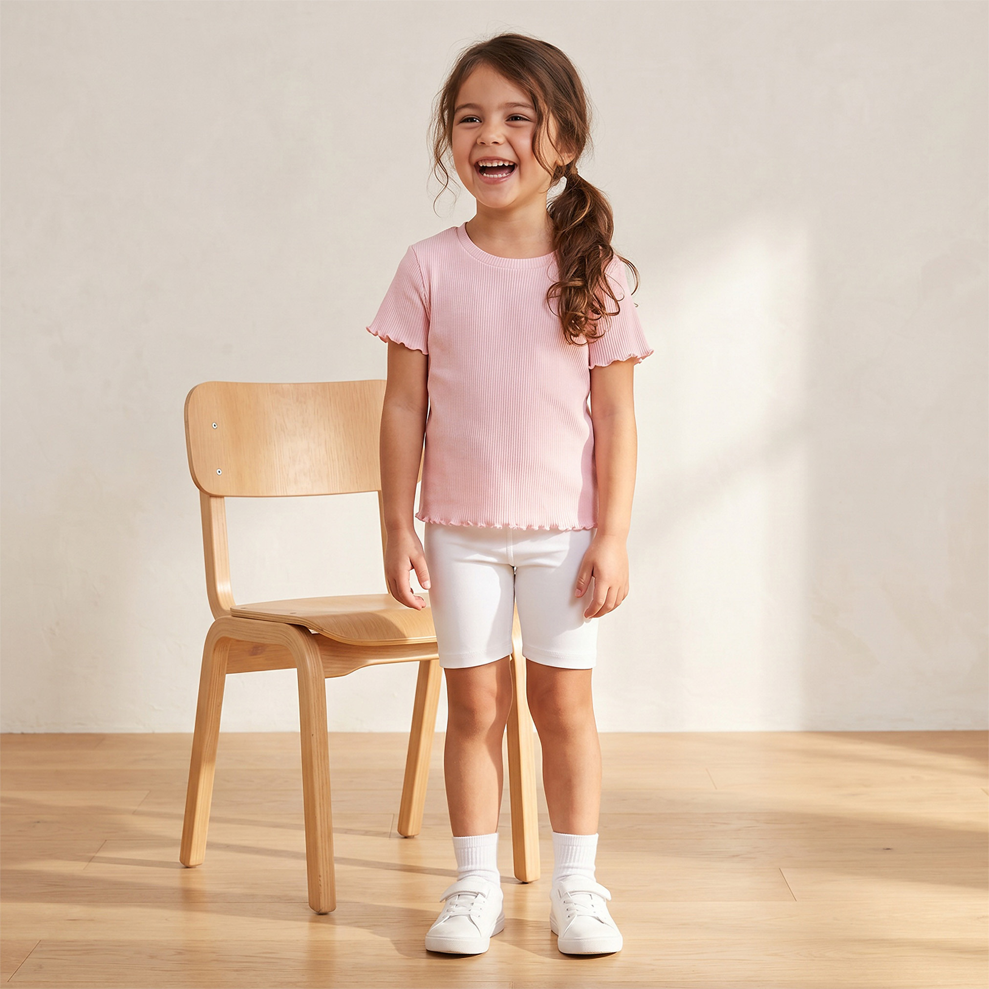شورت بطول الركبة وخصر مطاطي من جونيورز-girls-clothing-bottoms-shorts-image-2