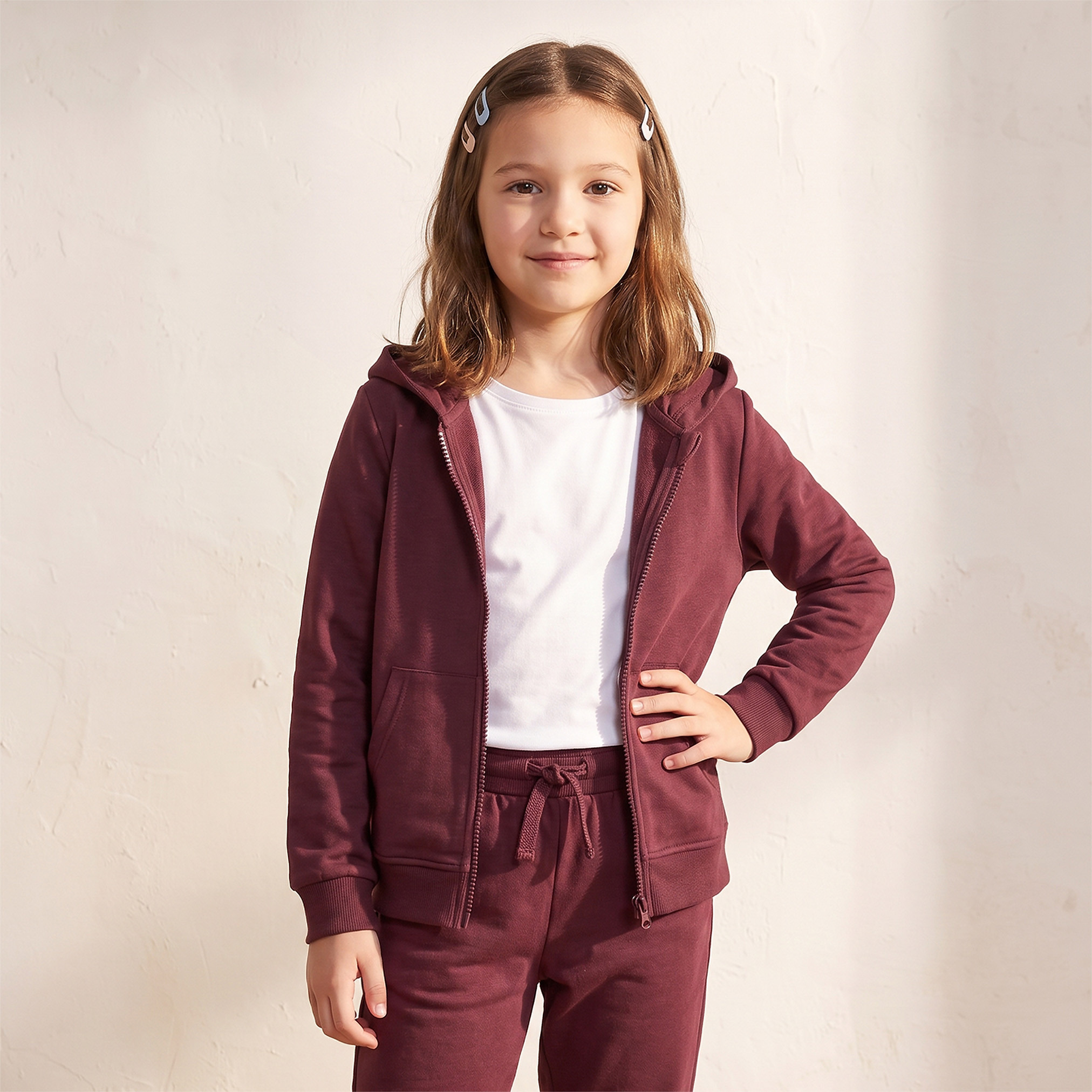 طقم سويت شيرت سادة بقبعة وأكمام طويلة وبنطلون رياضي من جونيورز-girls-clothing-setsandcoords-image-2