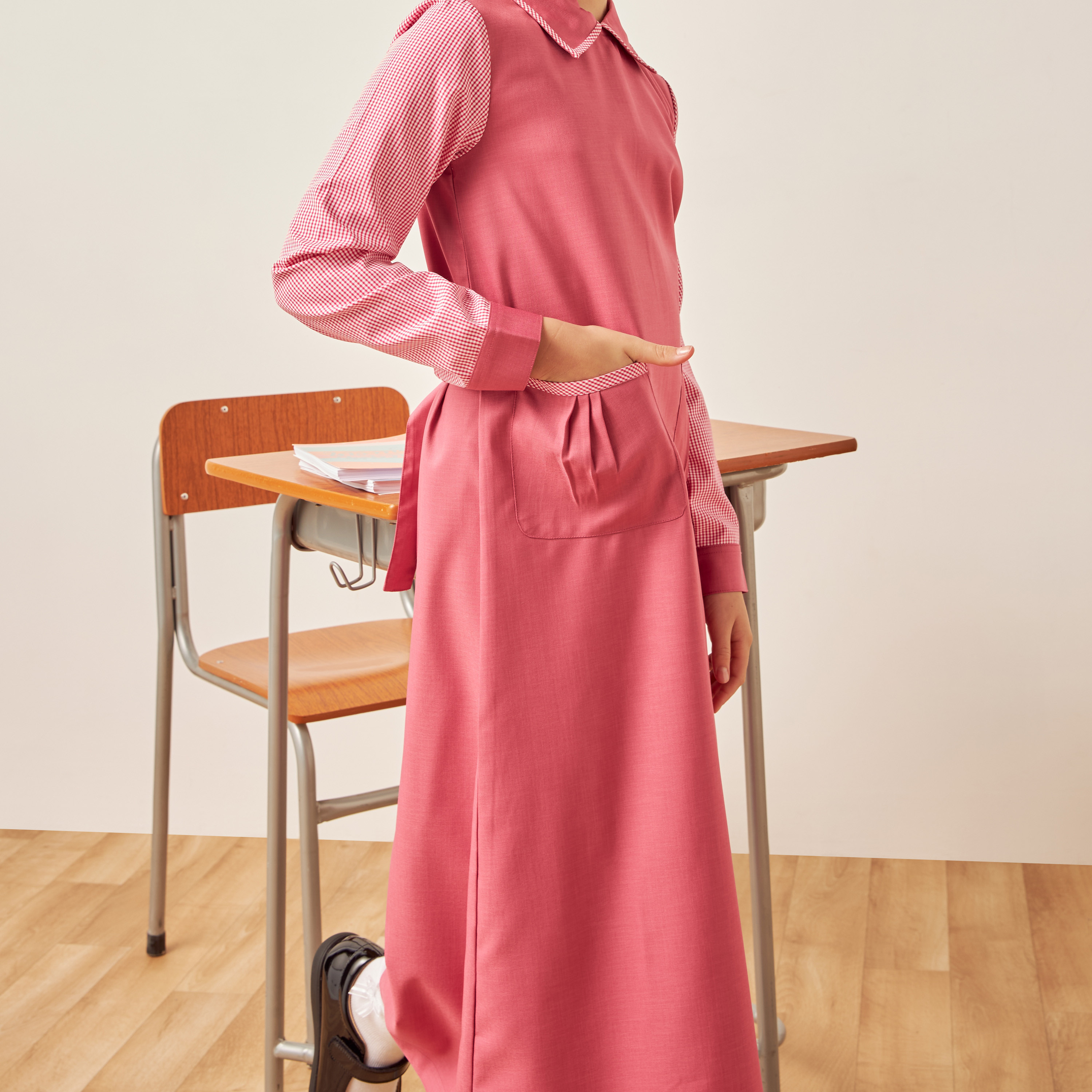 Juniors Checked Sleeves Dress with Point Collar and Pockets-girls-clothing-dressesandjumpsuits-image-5