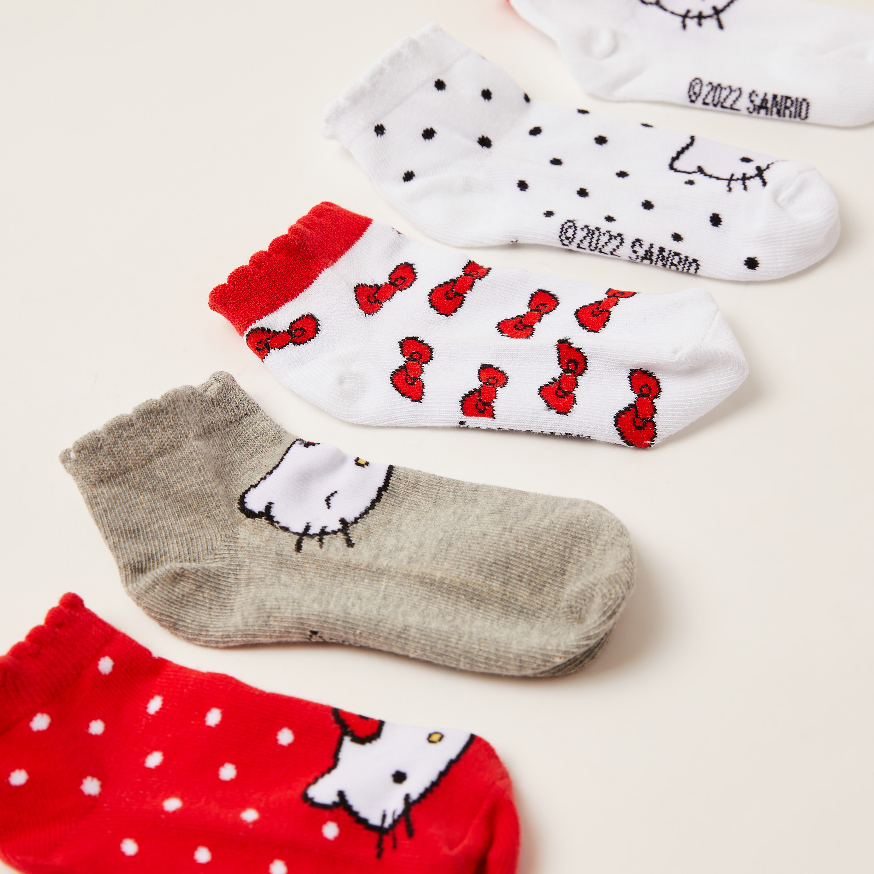 جوارب بطبعات هالو كيتي من سانريو - طقم من 5 أزواج-girls-accessories-socks-image-3