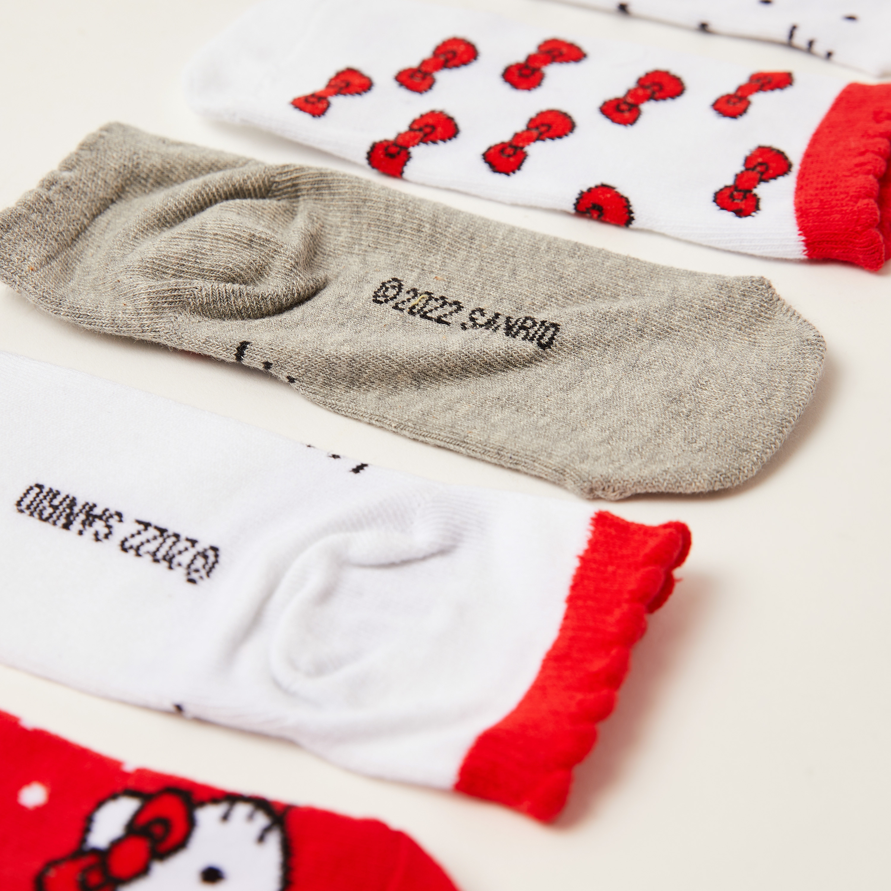 جوارب بطبعات هالو كيتي من سانريو - طقم من 5 أزواج-girls-accessories-socks-image-4
