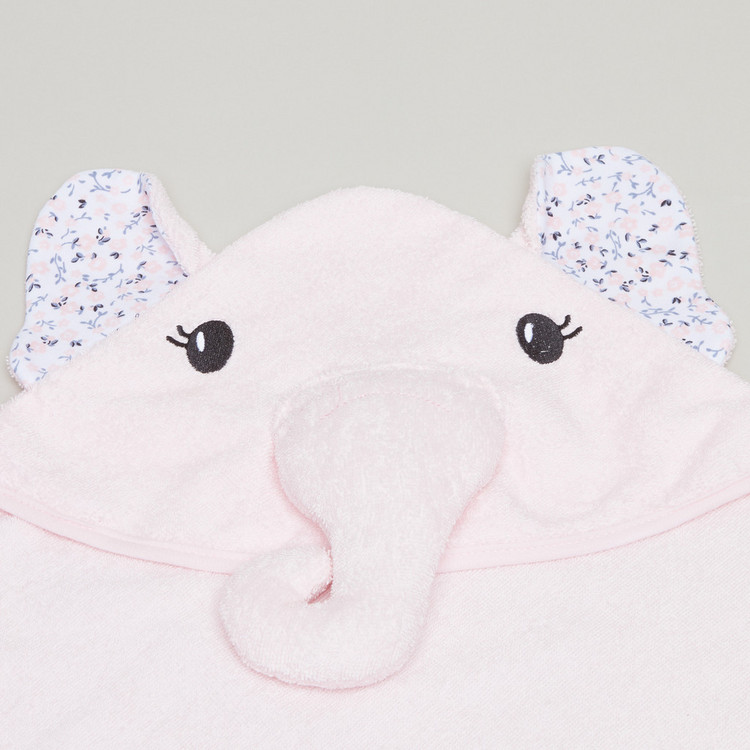Juniors Hooded Towel with Applique Detail