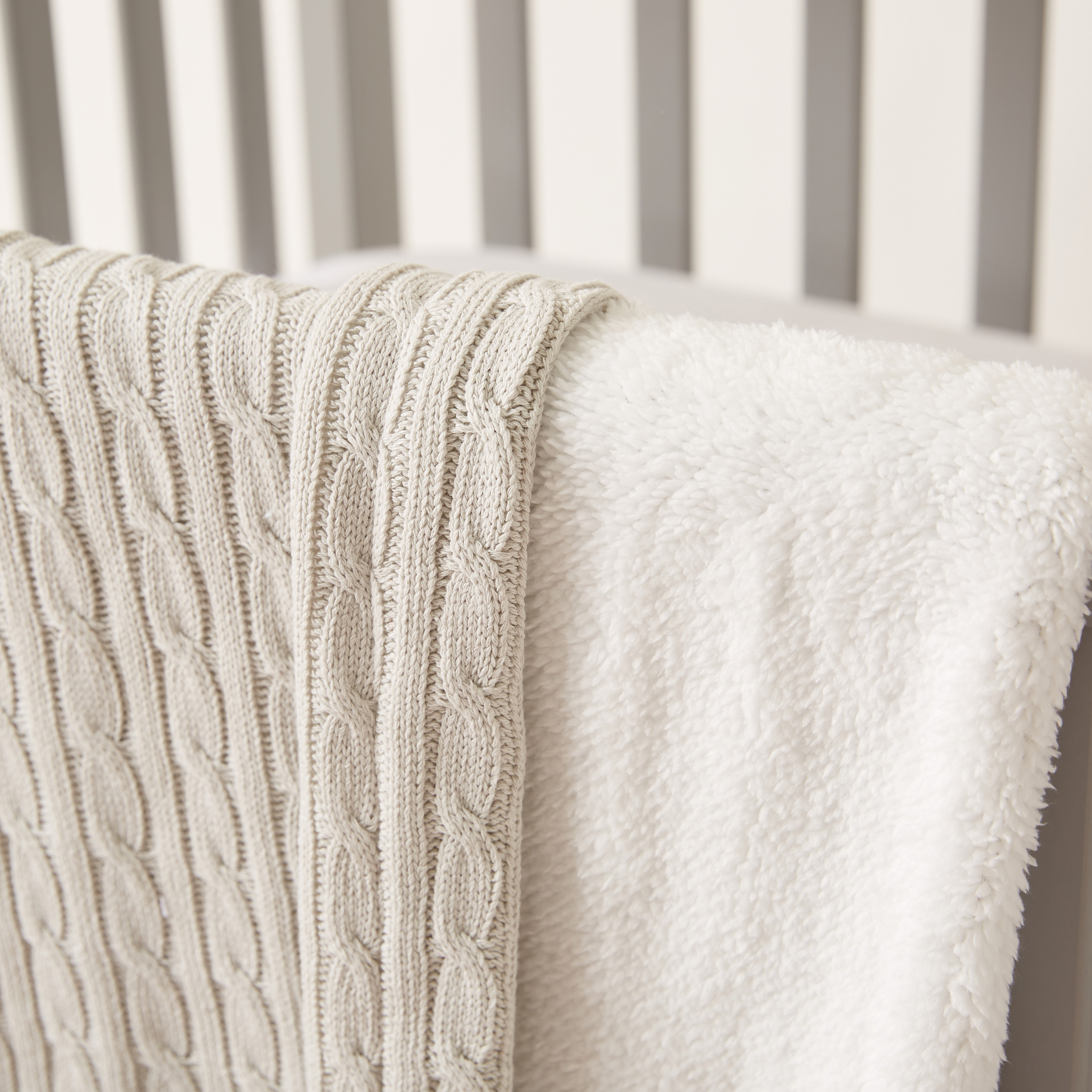 Juniors textured Blanket - 76 x 100 cms-baby-nursery-blanketsandswaddles-swaddlesandsleepingbags-image-2
