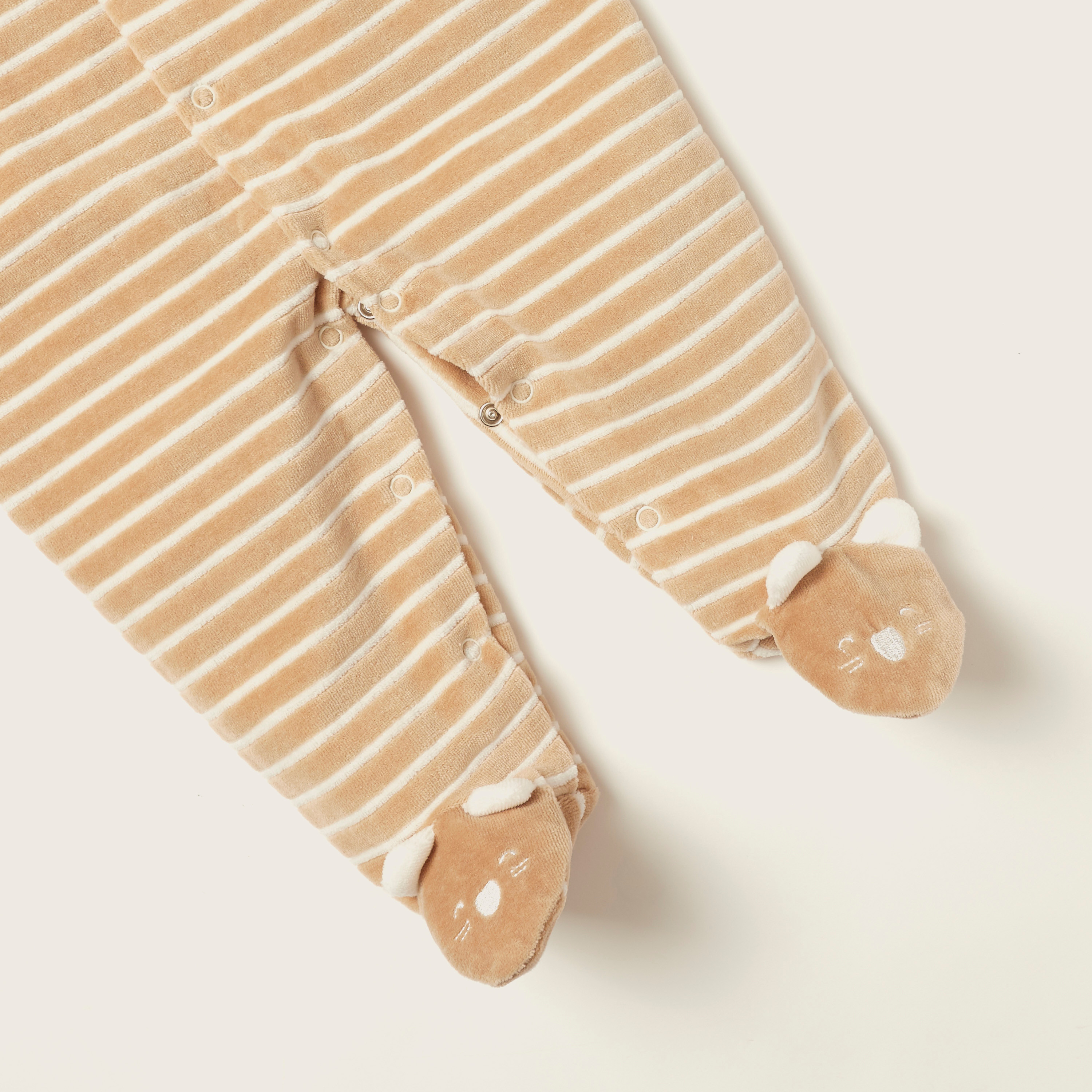 طقم نوم مخطط بأقدام مغلقة وأكمام طويلة من جونيورز-baby-girls-clothing-nightwear-sleepsuits-image-3