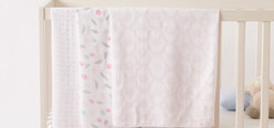 Blankets & Swaddles
