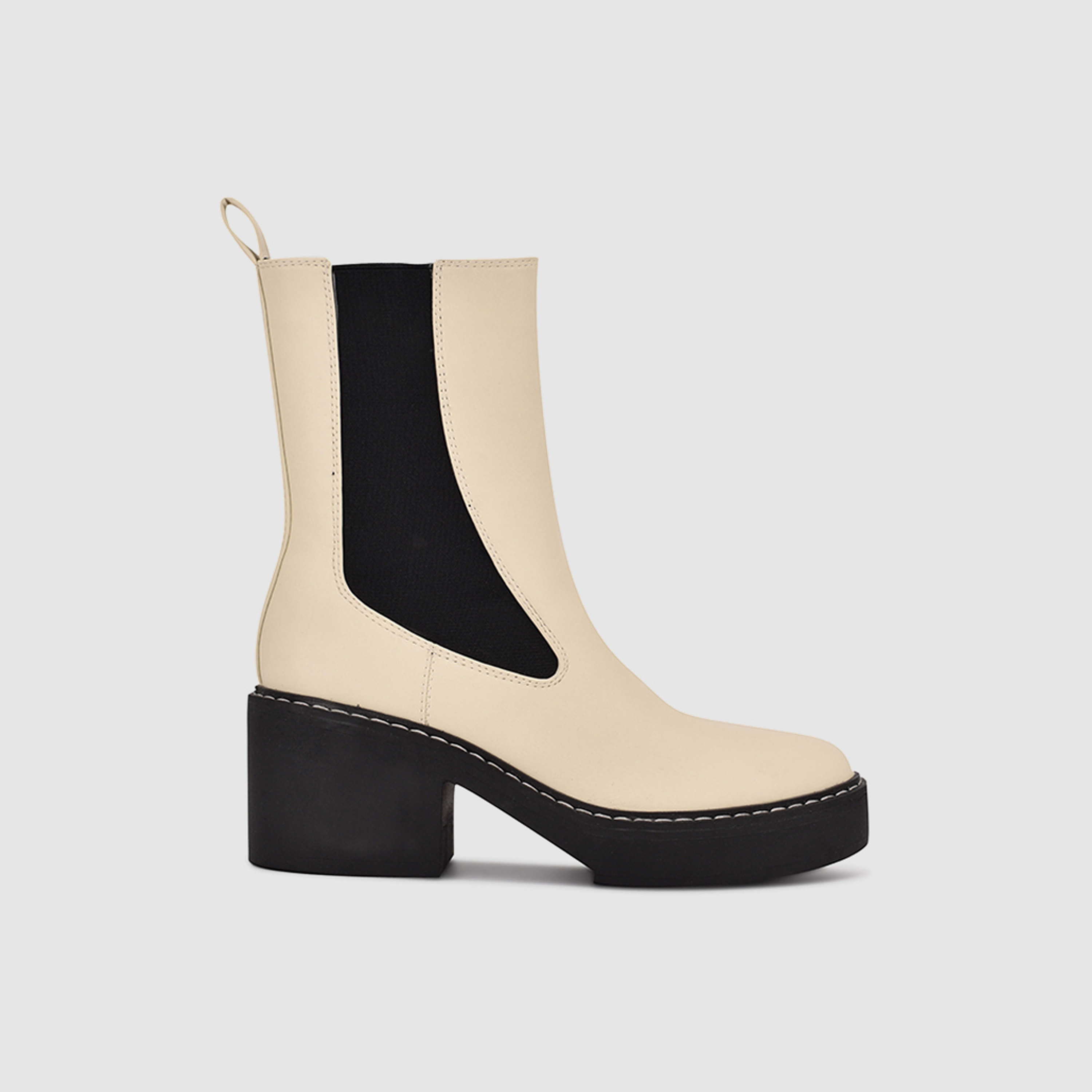 حذاء تشيلسي بكعب سميك سهل الارتداء للنساء من ناين ويست | wnDOLEAS3-women-shoes-boots-image-2