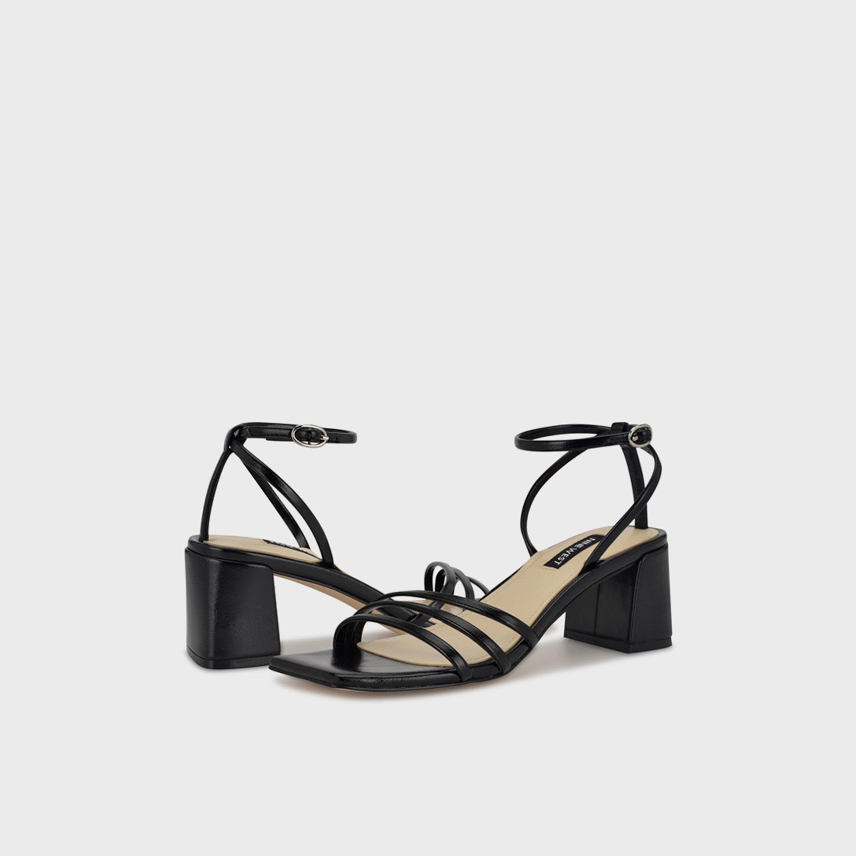 ناين ويست -  حذاء نسائي بكعب عريض مزودة بإبزيم | wnEMBAE3-women-shoes-sandals-heeled-image-2