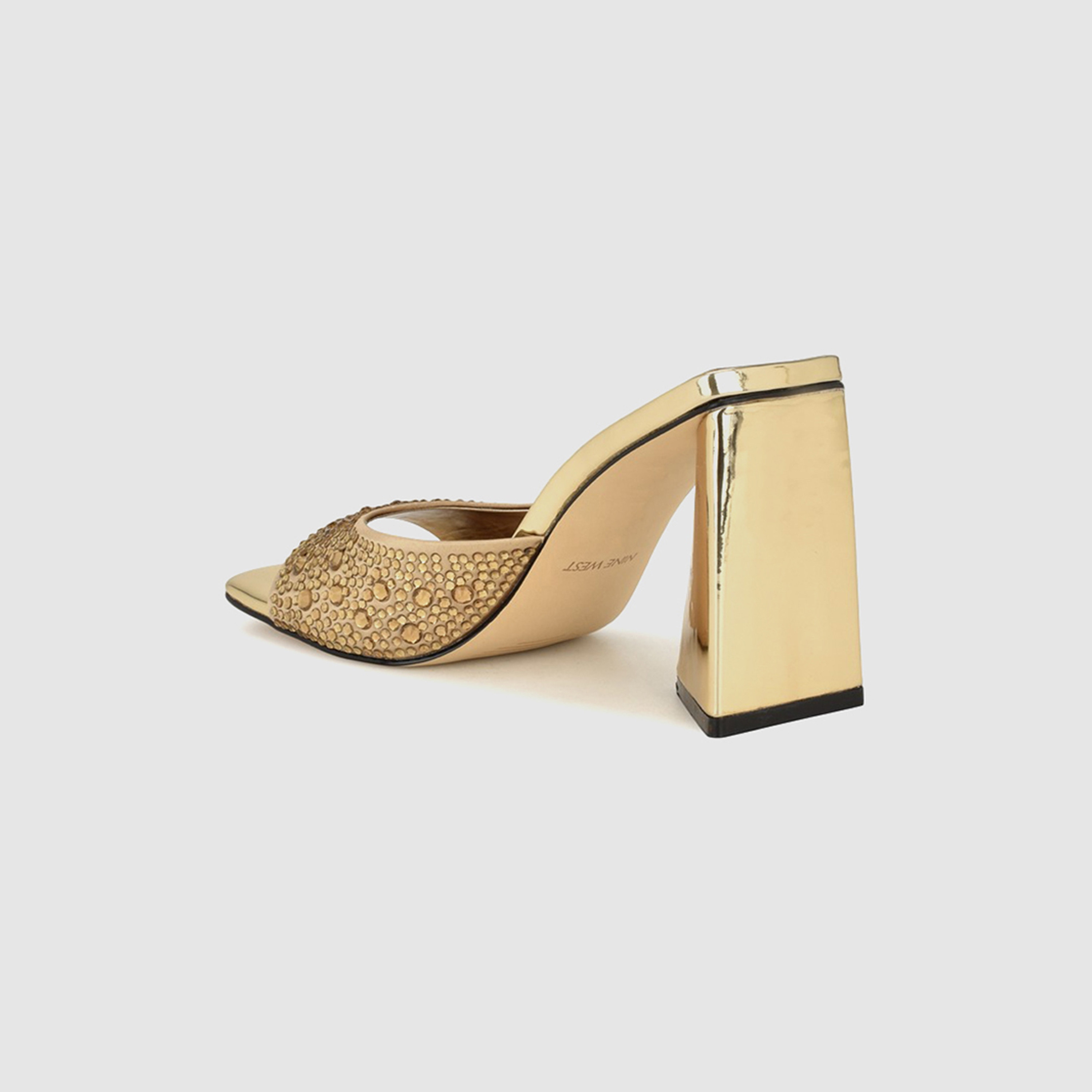 حذاء بكعب عريض سهل الارتداء للنساء من ناين ويست | wnYOUGOS2-women-shoes-heels-image-8